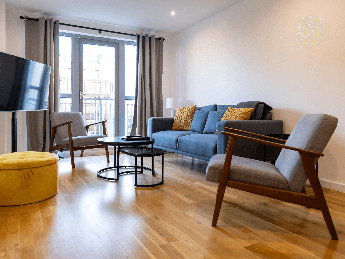 listing card gallery