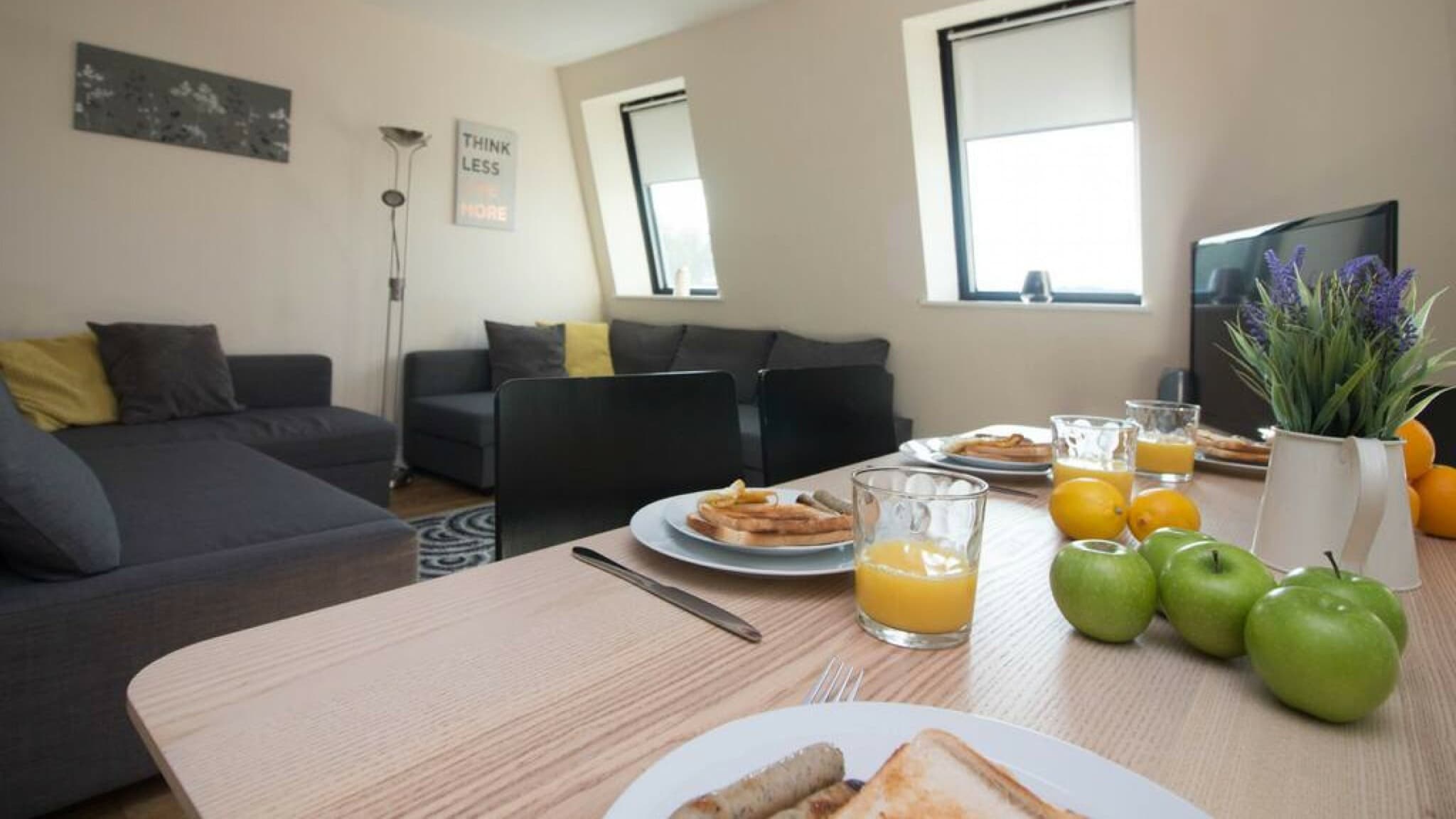 listing card gallery