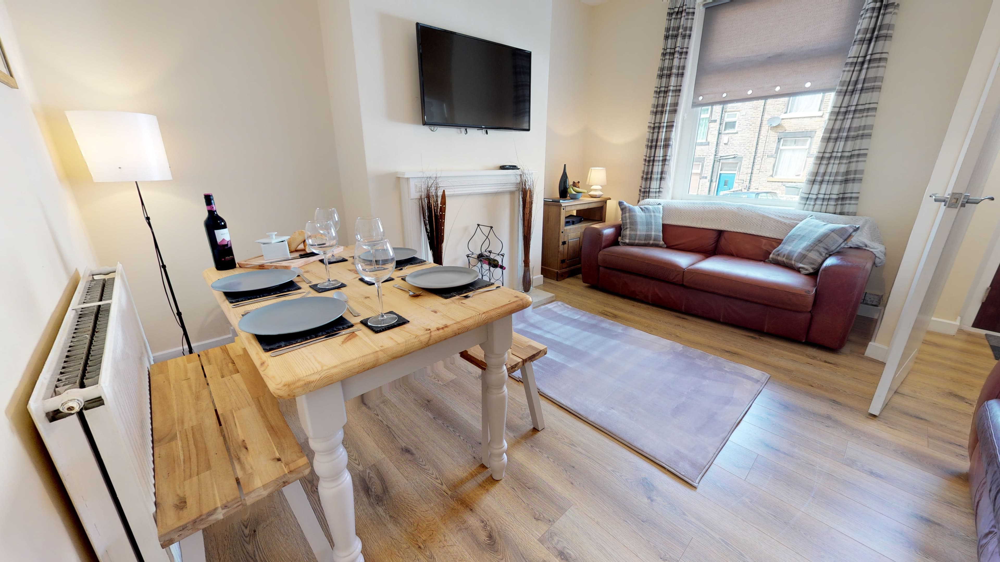 listing card gallery